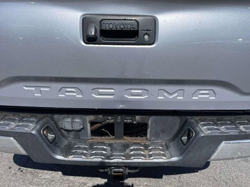 Used 2019 Toyota Tacoma SR5 image 29