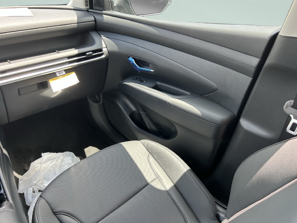 Used 2025 Hyundai Tucson SEL FWD image 21