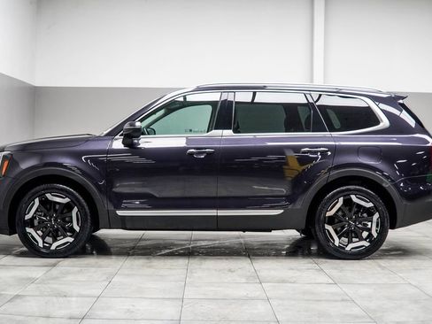 Used 2025 Kia Telluride S FWD image 10