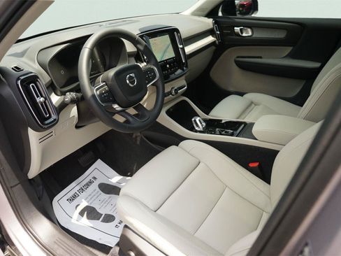 Used 2026 Volvo XC40 B5 Ultra w/ Protection Package Premier AWD/4WD image 8