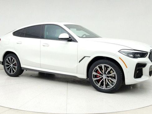 Used 2023 BMW X6 xDrive40i w/ M Sport Package image 3