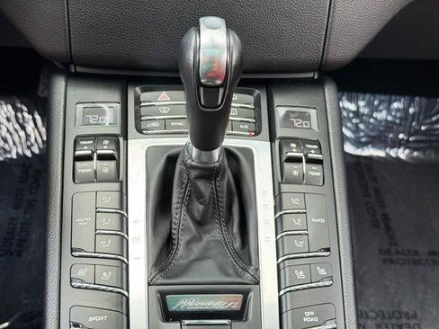 Used 2018 Porsche Macan GTS w/ Premium Package Plus AWD/4WD image 29