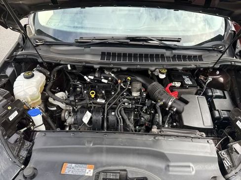 Used 2022 Ford Edge SEL image 19