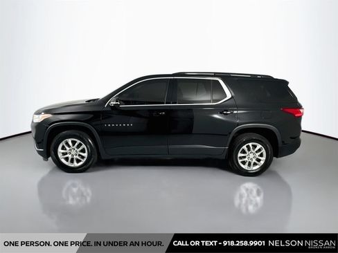 Used 2021 Chevrolet Traverse LT FWD image 8