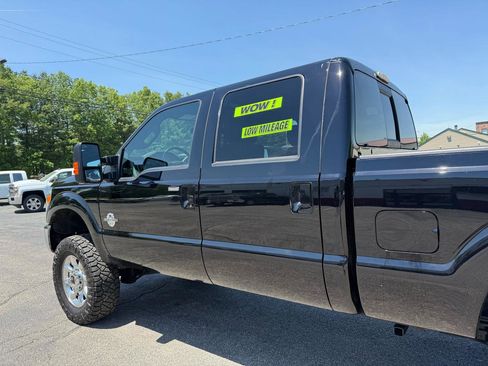 Used 2016 Ford F250 Lariat w/ Lariat Ultimate Package AWD/4WD image 11
