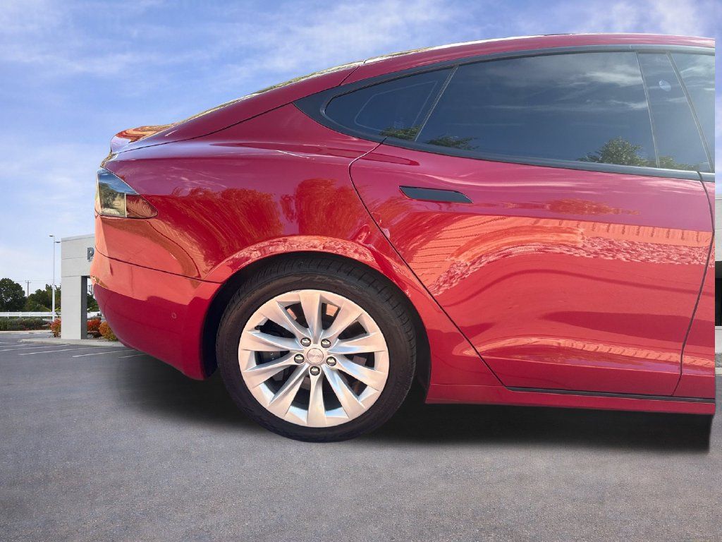 Used 2018 Tesla Model S 75D AWD/4WD image 31