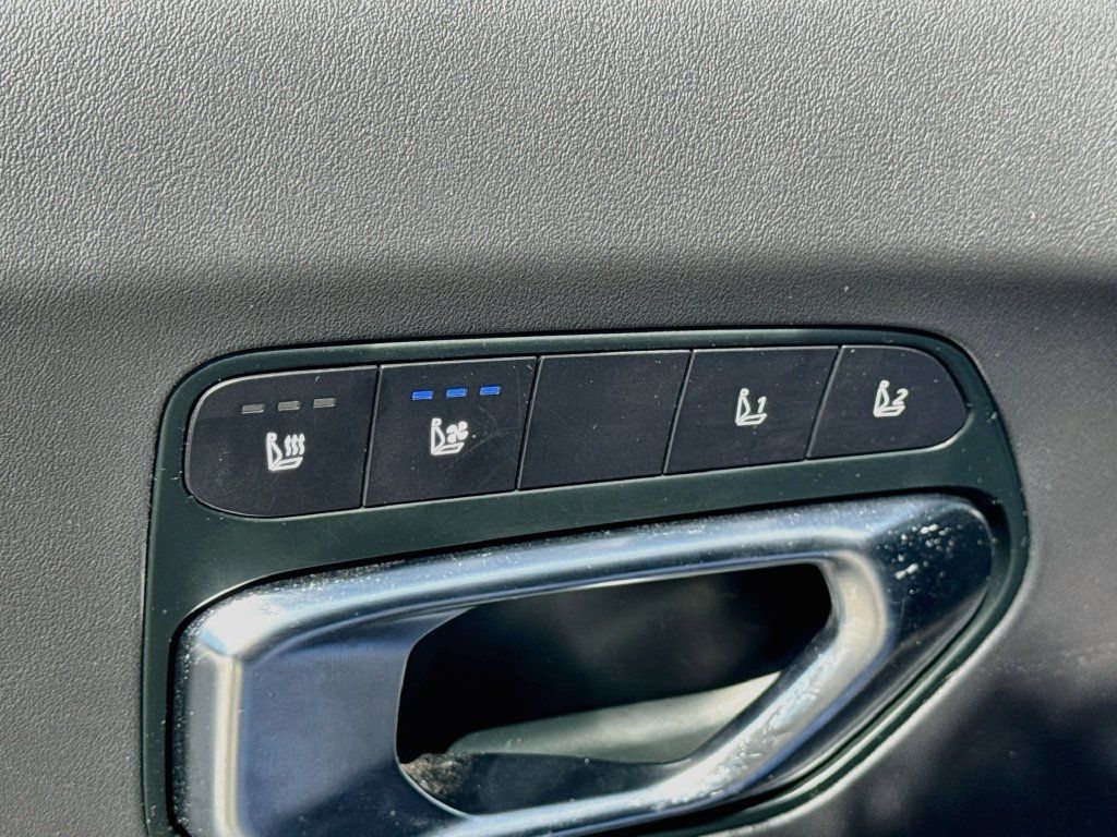 Certified 2025 Kia K4 GT-Line w/ GT-Line Premium Package FWD image 24