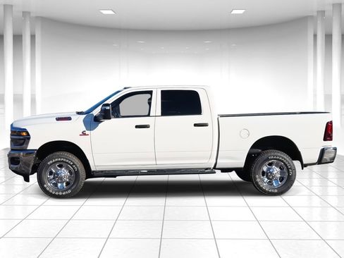 New 2026 RAM 2500 Tradesman AWD/4WD image 6