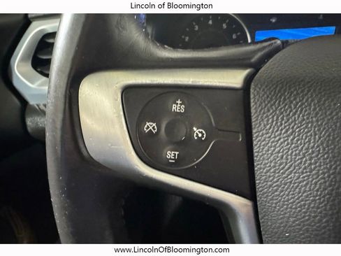 Used 2017 GMC Acadia SLE w/ Driver Alert Package I AWD/4WD image 42