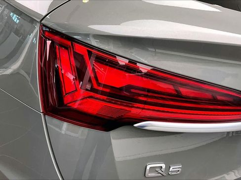Certified 2023 Audi Q5 2.0T Premium w/ Convenience Package image 27