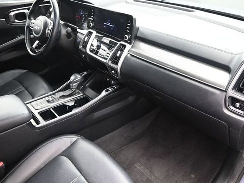 Used 2022 Kia Sorento S w/ Panoramic Sunroof Package image 38
