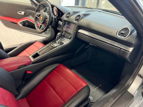 Used 2021 Porsche 718 Cayman S RWD image 26