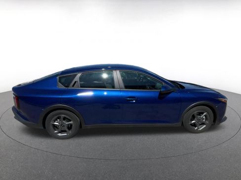 Used 2025 Kia K4 FWD image 16
