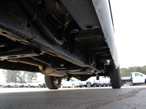 Used 2025 Chevrolet Express 2500 Extended w/ Communications Package image 39