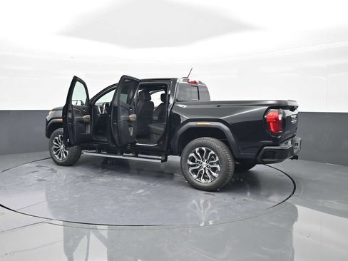 New 2026 GMC Canyon Denali image 90