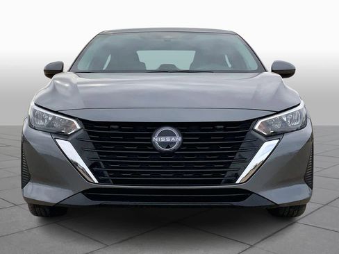 Used 2024 Nissan Sentra S image 3