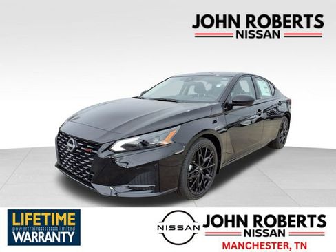 New 2026 Nissan Altima 2.5 SR w/ SR Midnight Edition Package image 11