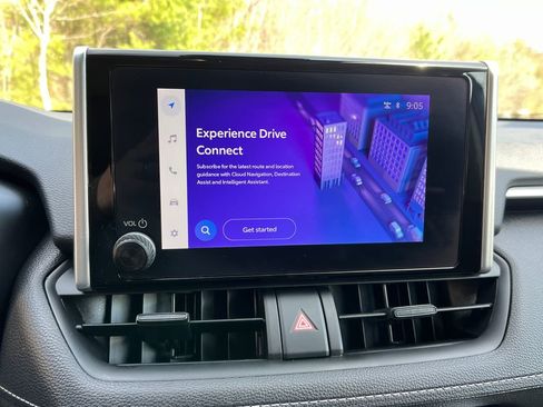 Used 2023 Toyota RAV4 XLE w/ Convenience Package image 18