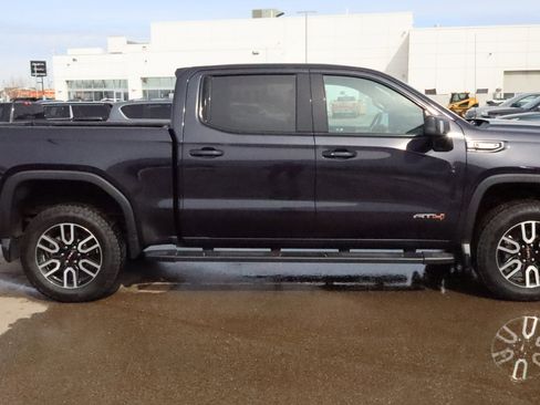 Certified 2023 GMC Sierra 1500 AT4 w/ AT4 Premium Package AWD/4WD image 7