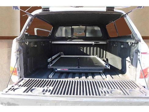 Used 2017 Nissan Titan PRO-4X image 12