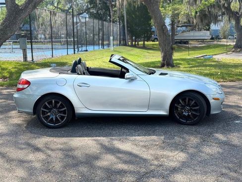 Used 2005 Mercedes-Benz SLK 350 image 7