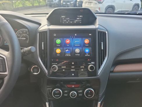 Used 2020 Subaru Forester Touring image 14