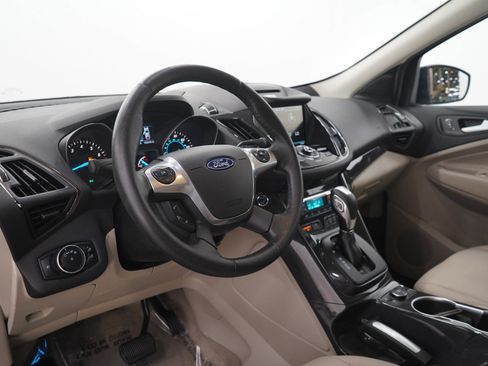 Used 2015 Ford Escape Titanium w/ Equipment Group 301A AWD/4WD image 27