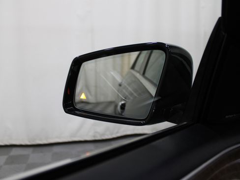 Used 2015 Mercedes-Benz E 350 4MATIC Sedan image 12