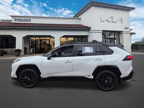 Used 2023 Toyota RAV4 XSE AWD/4WD image 5