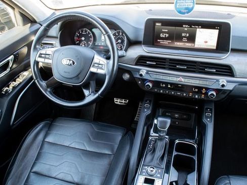 Used 2021 Kia Telluride SX w/ SX Prestige Package image 28