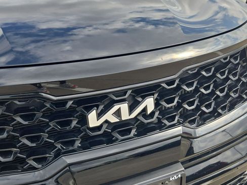 Certified 2023 Kia Sorento EX w/ Panoramic Sunroof Package image 10