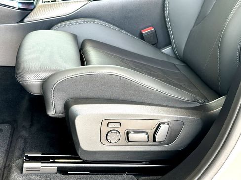 Certified 2025 BMW X3 xDrive30i AWD/4WD image 12