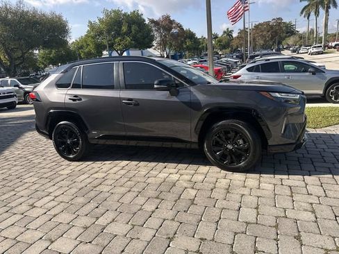 Used 2023 Toyota RAV4 XSE AWD/4WD image 15