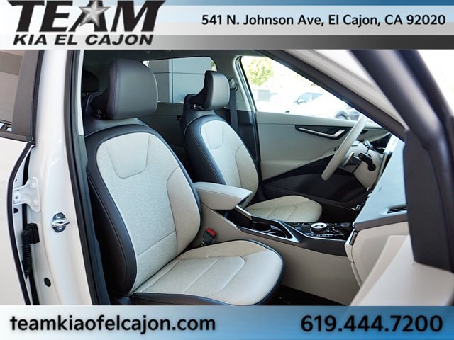 New 2026 Kia Niro Wave w/ Wave Preserve Package FWD image 15