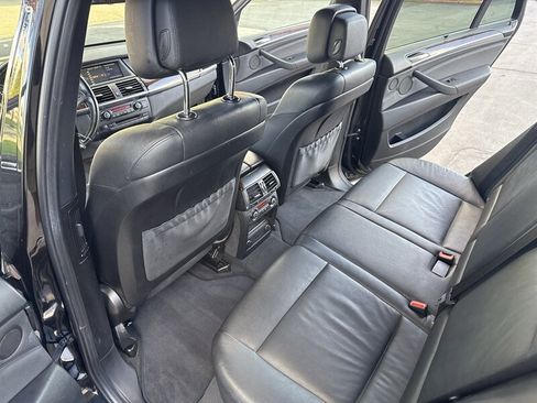 Used 2013 BMW X5 xDrive50i image 22