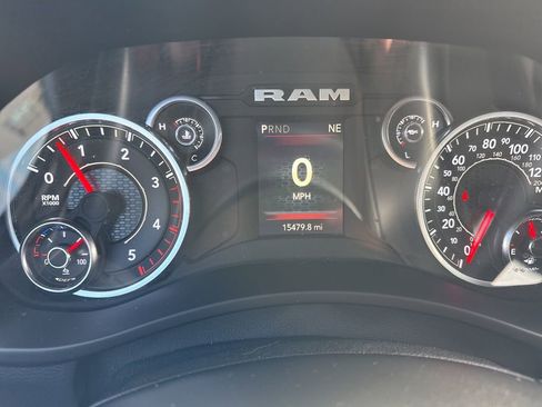 Used 2024 RAM 2500 Tradesman w/ Chrome Appearance Group image 11