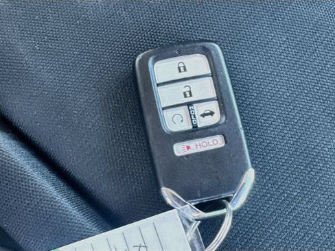 Used 2016 Honda Civic EX-T image 34