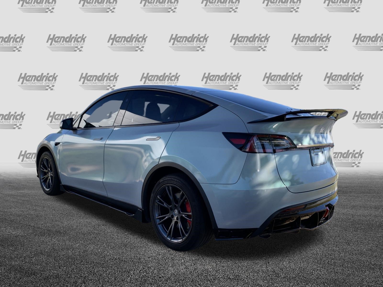 Used 2024 Tesla Model Y Long Range AWD/4WD image 8