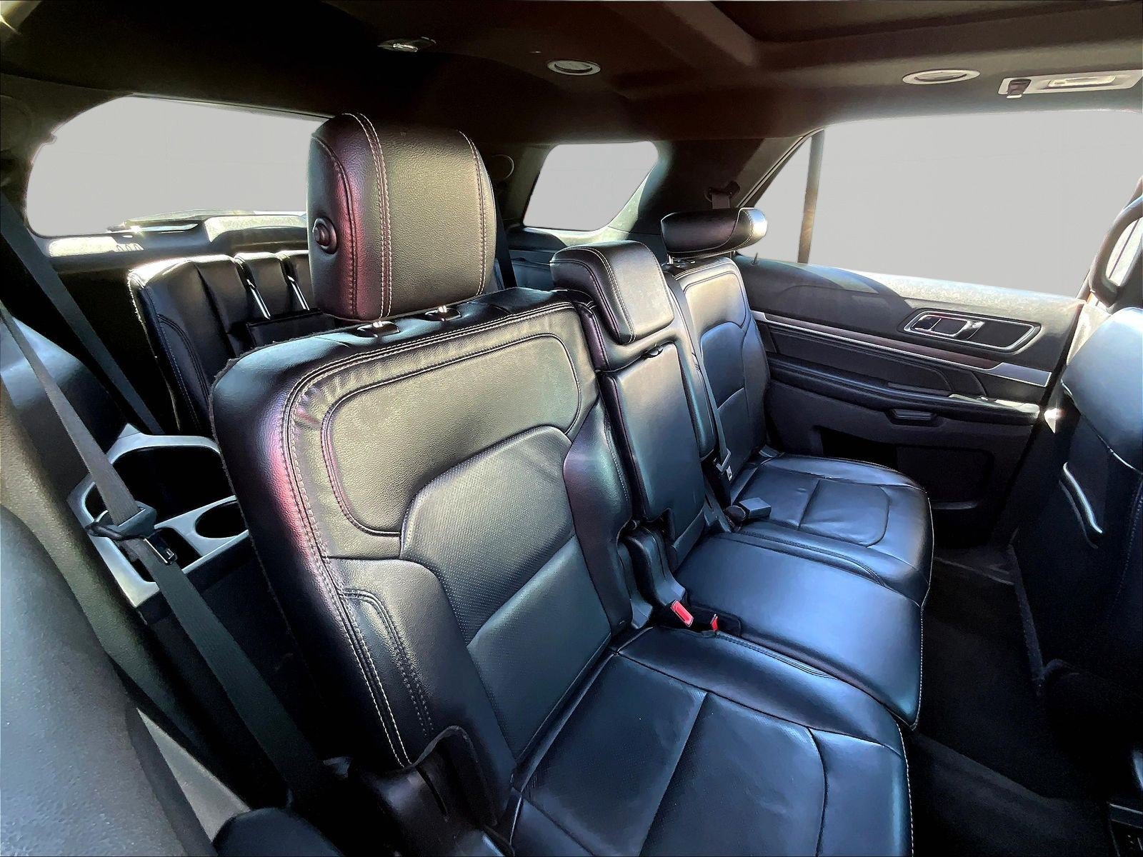 Used 2017 Ford Explorer Limited AWD/4WD image 25