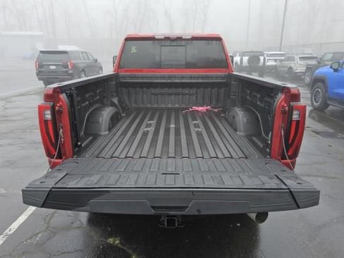 Used 2024 GMC Sierra 2500 Denali w/ Denali Reserve Package AWD/4WD image 8