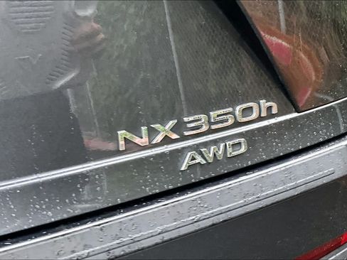 Used 2024 Lexus NX 350h AWD image 9