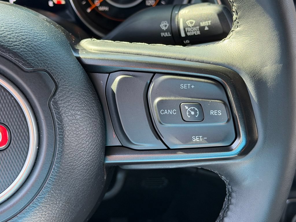Certified 2021 Jeep Gladiator Sport AWD/4WD image 14