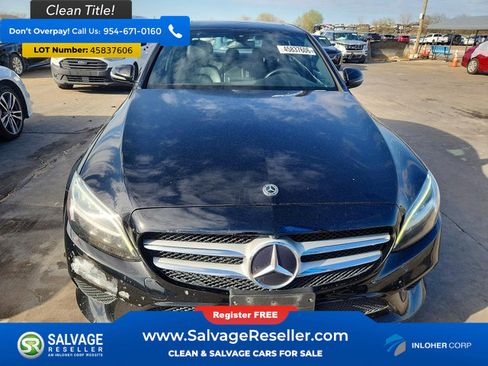 Used 2019 Mercedes-Benz C 300 Sedan image 7