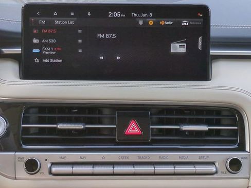 Used 2026 Genesis G70 2.5T Prestige RWD image 17