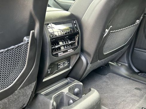 Used 2024 Jeep Grand Cherokee L Limited RWD image 54