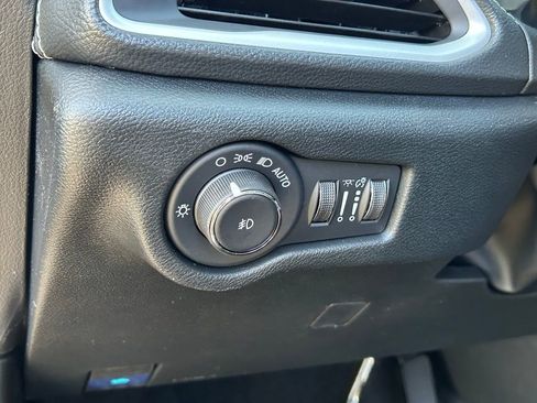 New 2026 Chrysler Pacifica Select w/ S Appearance Package image 45