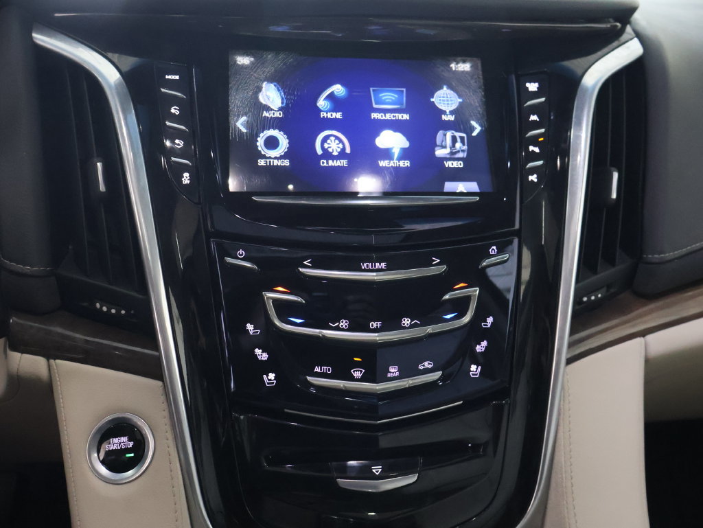Used 2018 Cadillac Escalade ESV Luxury AWD/4WD image 27