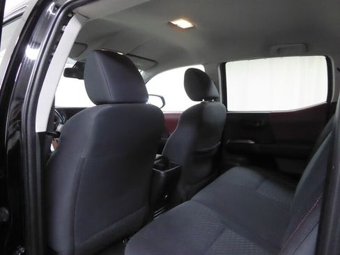 Used 2023 Toyota Tacoma SR5 AWD/4WD image 24