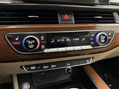 Used 2023 Audi A4 2.0T Premium w/ Convenience Package image 28