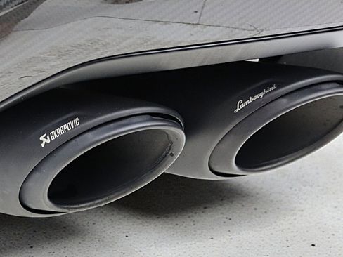 Used 2024 Lamborghini Urus Performante image 14